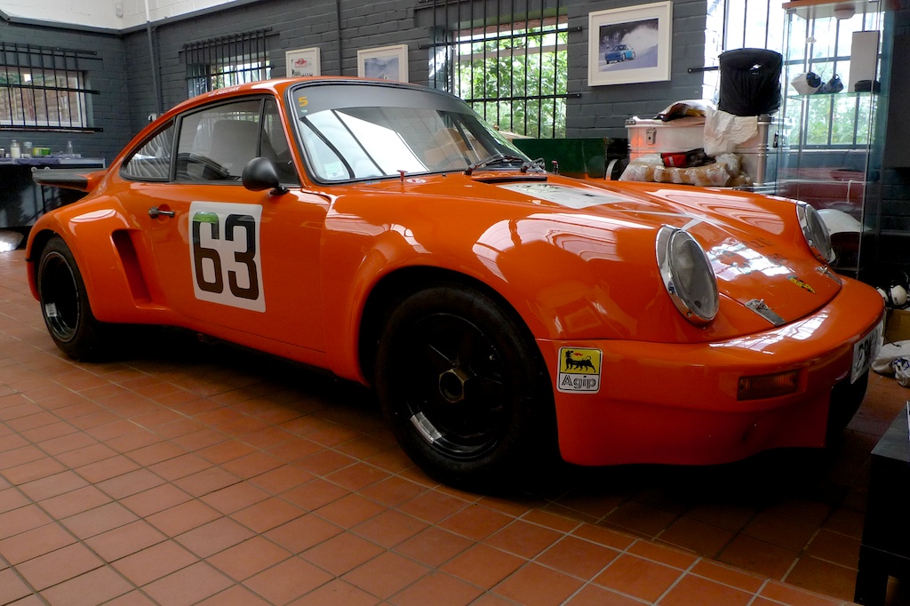 Tuthill-Porsche-Custom-911-356-12.jpg