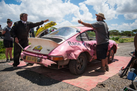 Safari Rally Team Tido Pink Porsche