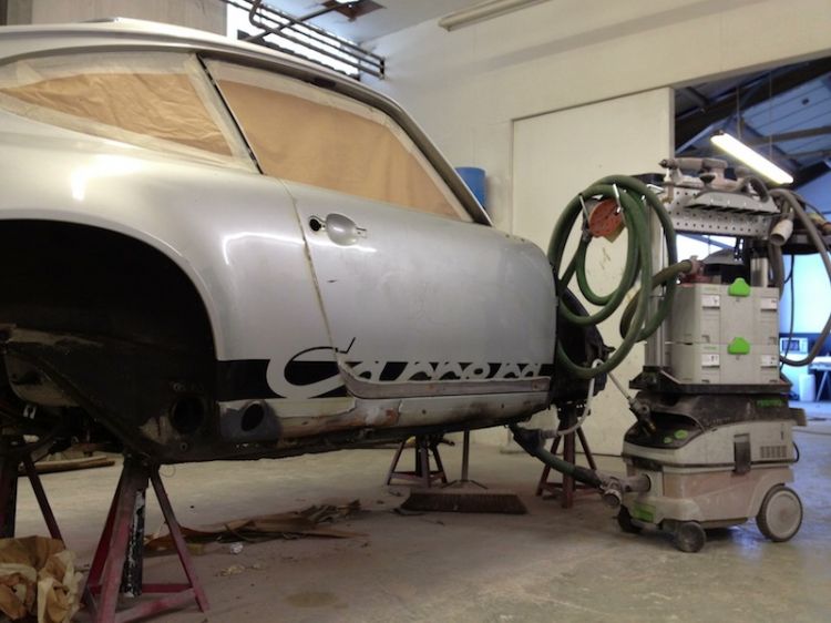 New Porsche Bodyshop Restoration Equipment