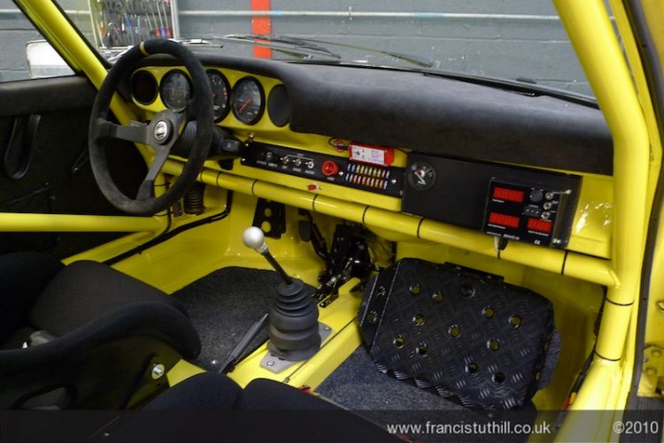 Porsche Rally Cockpit Features