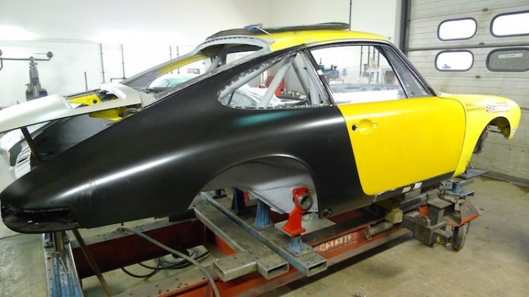 Porsche 911 Rally Car Rebuild: Jig Chassis Straightening