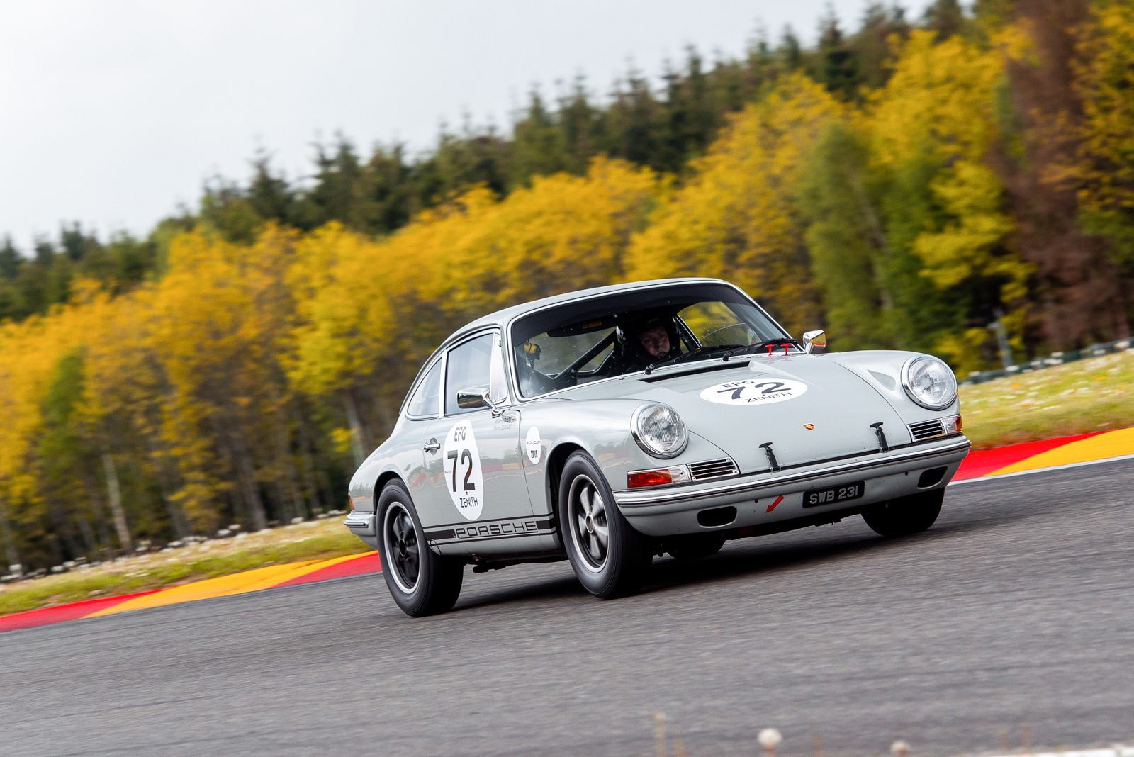 Tuthill 2-litre 911s charge hard at Spa